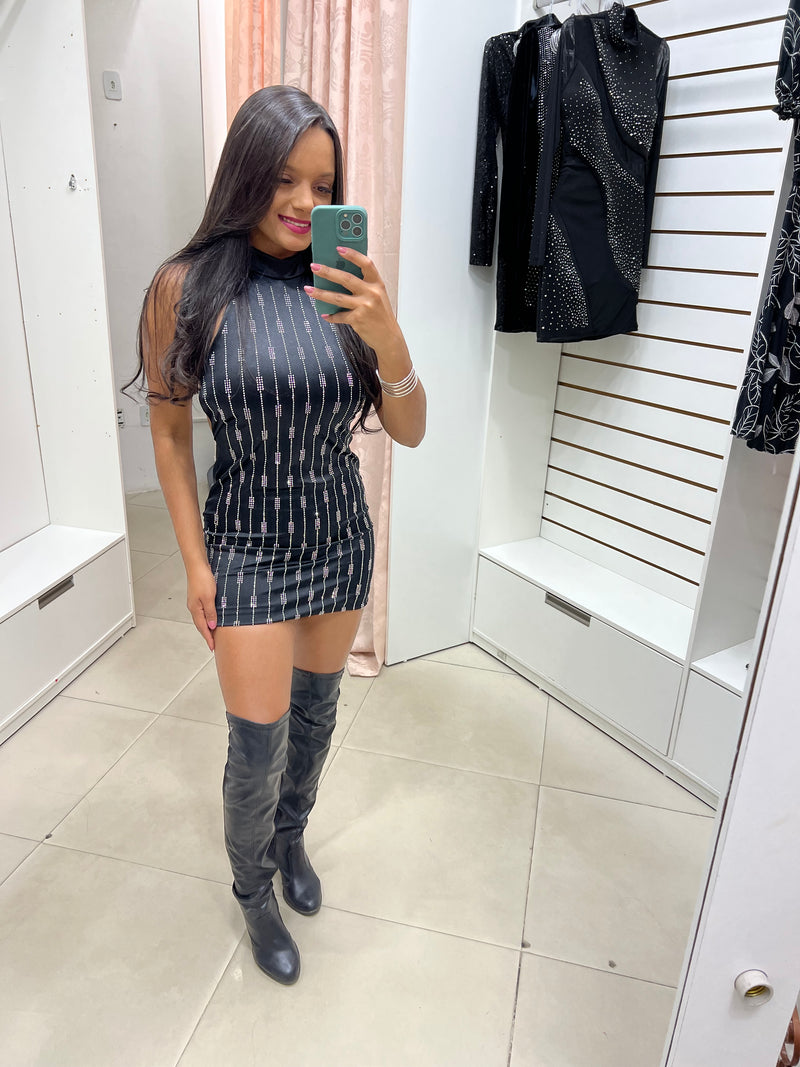 Vestido Preto Com Brilho